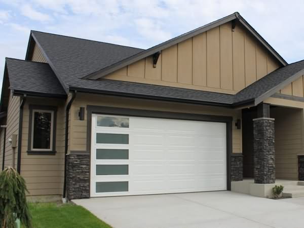 112-bestar-residential-sectional-overhead-garage-doors