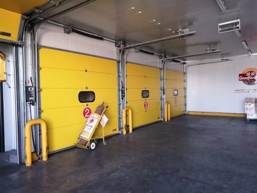 Model 8000 Commercial Doors Standard Lift