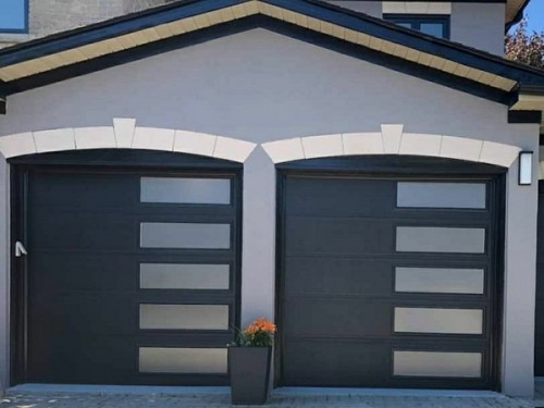 Model 5000 Flush Style Garage Doors
